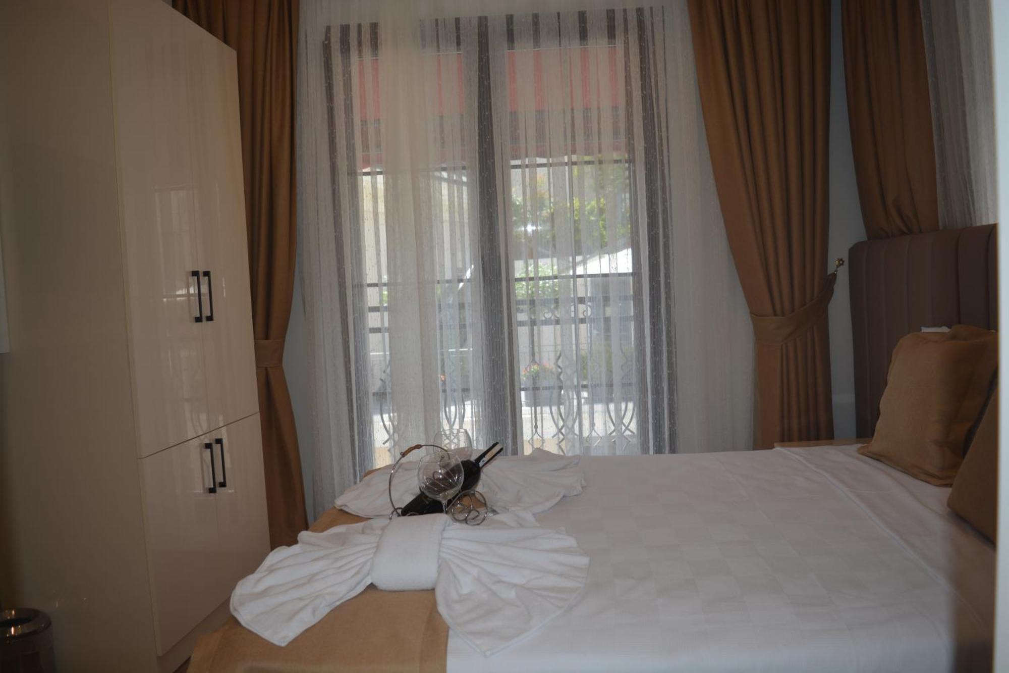 Garden Elisa Hotel Istanbul Exteriör bild