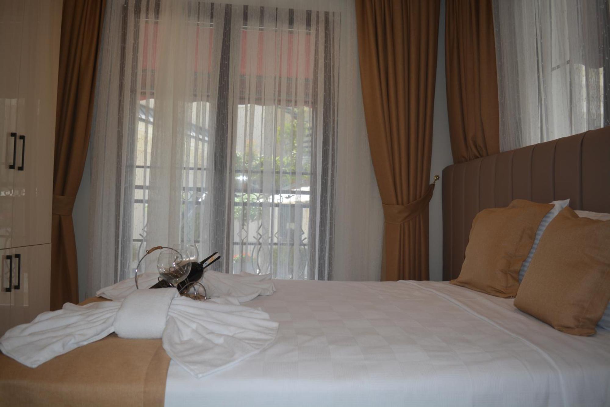 Garden Elisa Hotel Istanbul Exteriör bild